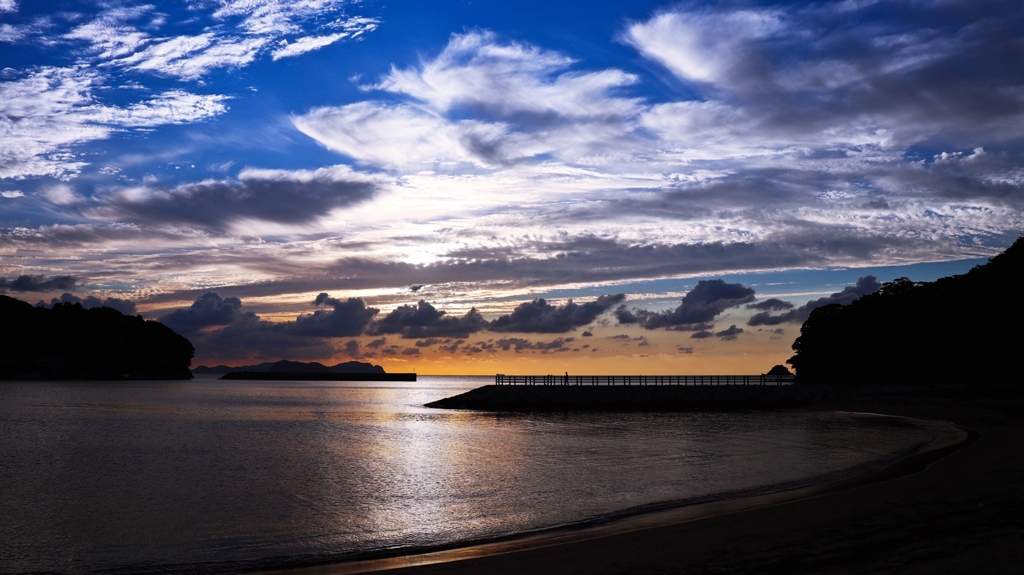 防波堤のある風景