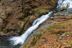 釜石市・紅葉滝Ⅱ