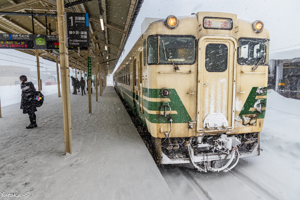 五能線キハ40で