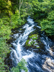 寒水沢の流れ