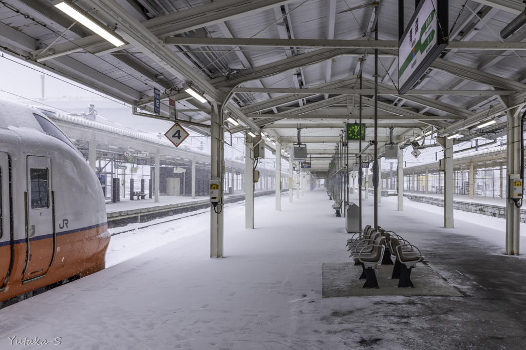 青森駅は雪の中Ⅲ