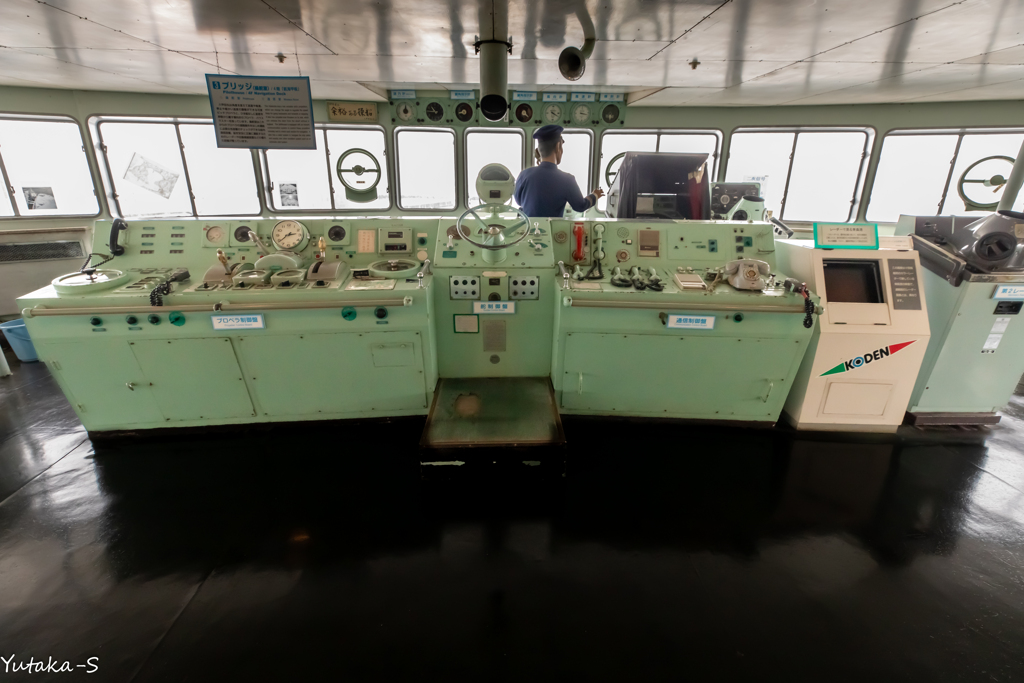 青函連絡船・操舵室