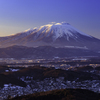 岩手山夕陽浴び