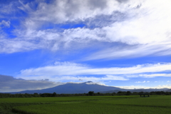 鳥海を望み