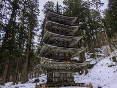 荘厳な佇まい