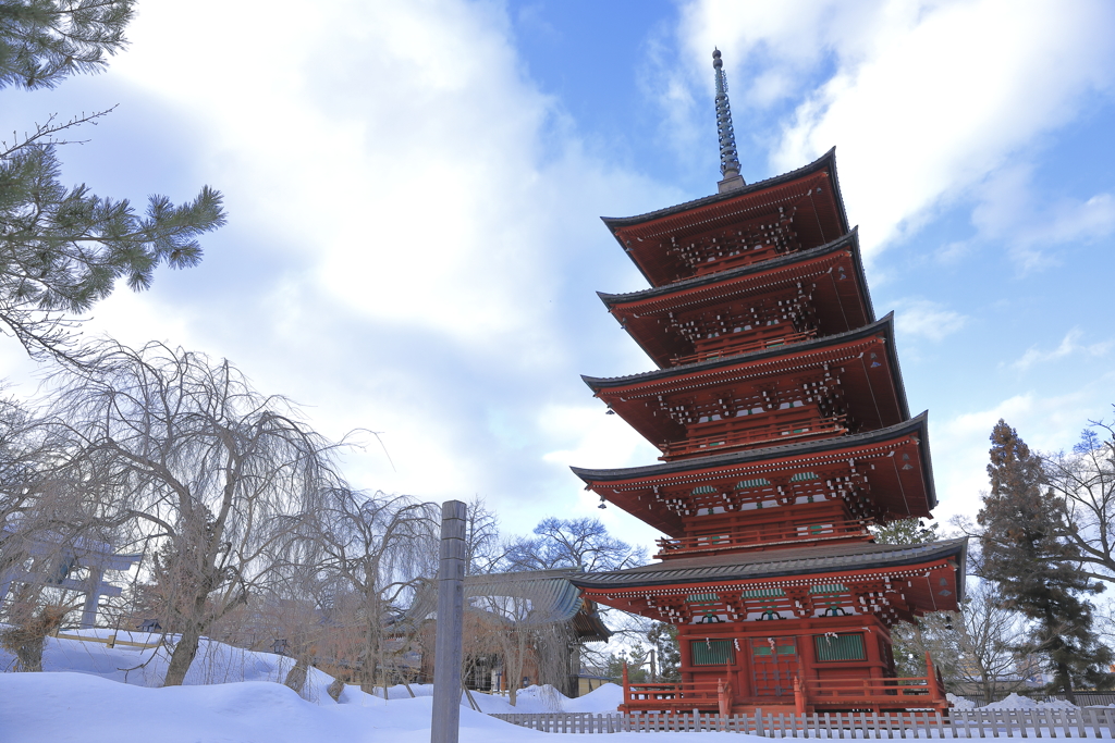 北国の五重塔