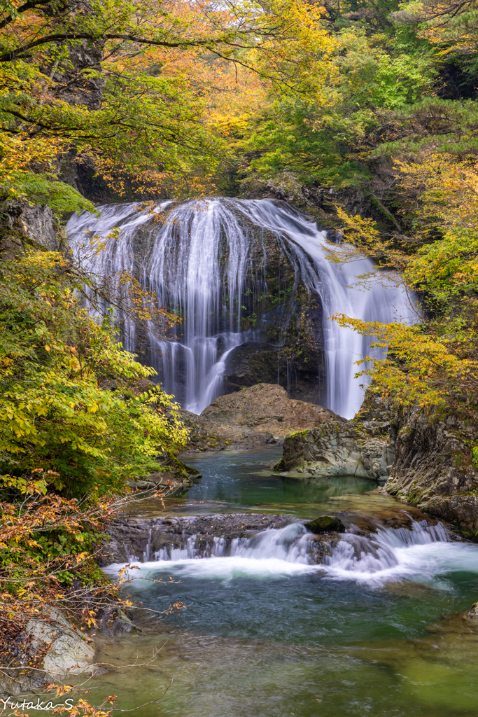 宮城･山形 秋の滝巡り 関山大滝Ⅲ
