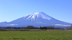故郷の山は