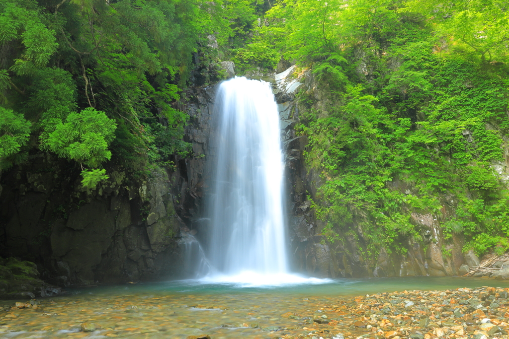 瀑風涼し_天正の滝
