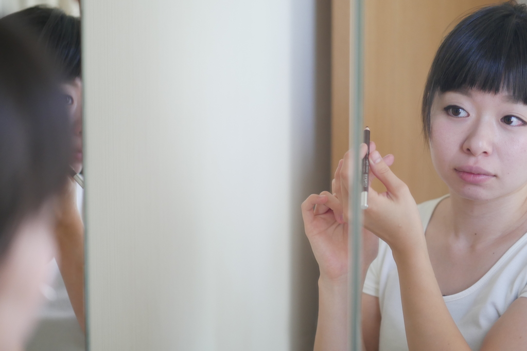 うちには化粧台がない