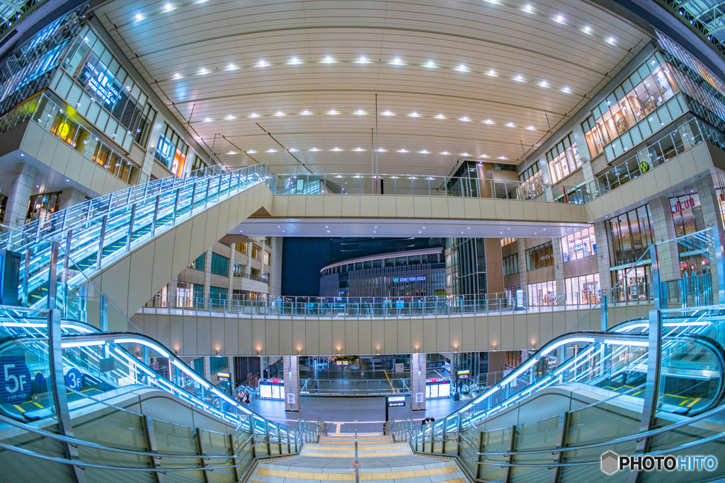 夜駅