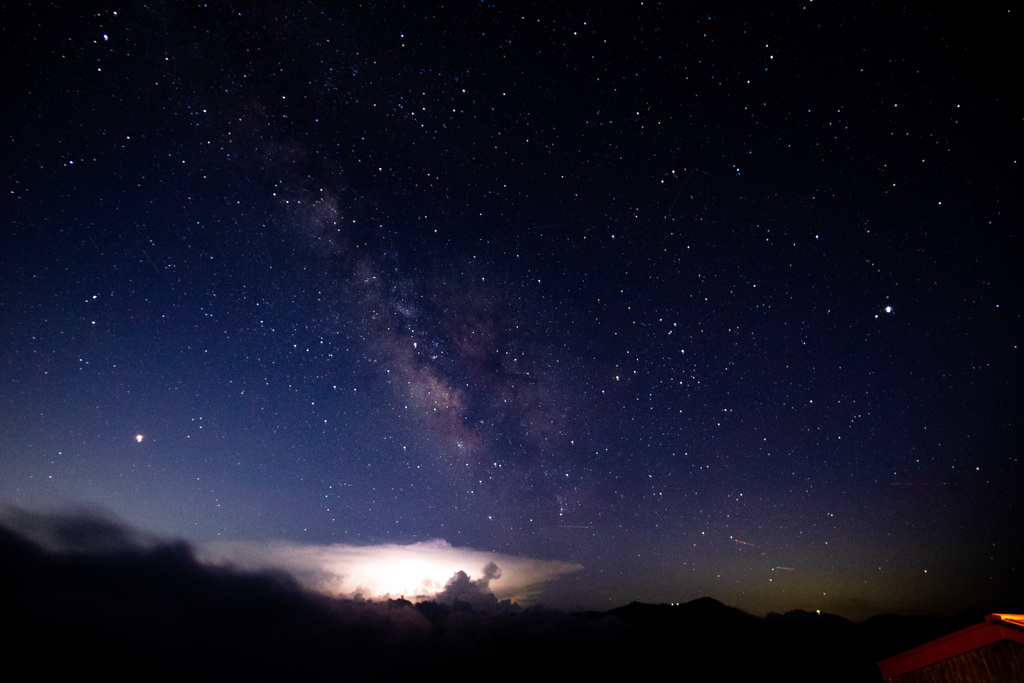 天の川と雷