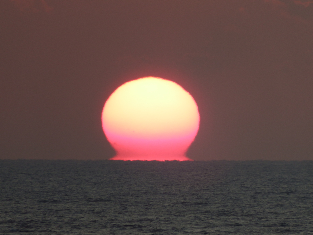 夕陽爆？