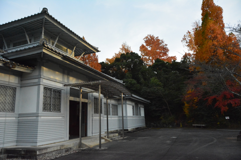 伊勢　神宮農業館と紅葉
