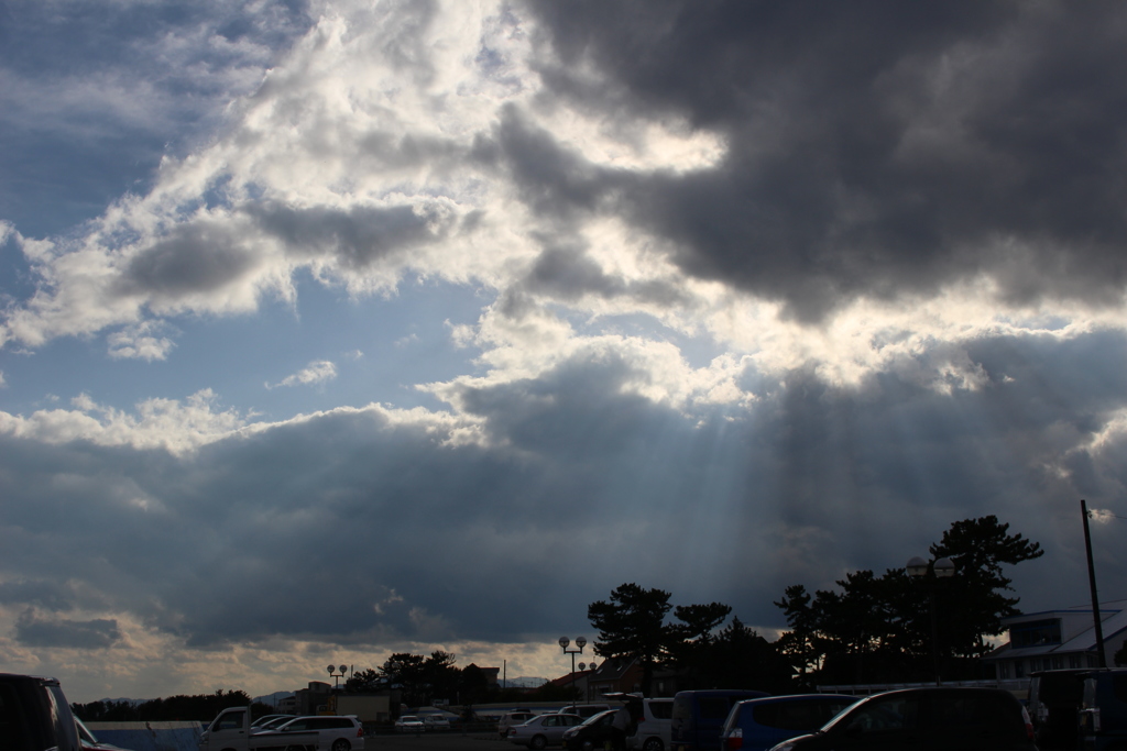 津　ヨットハーバー