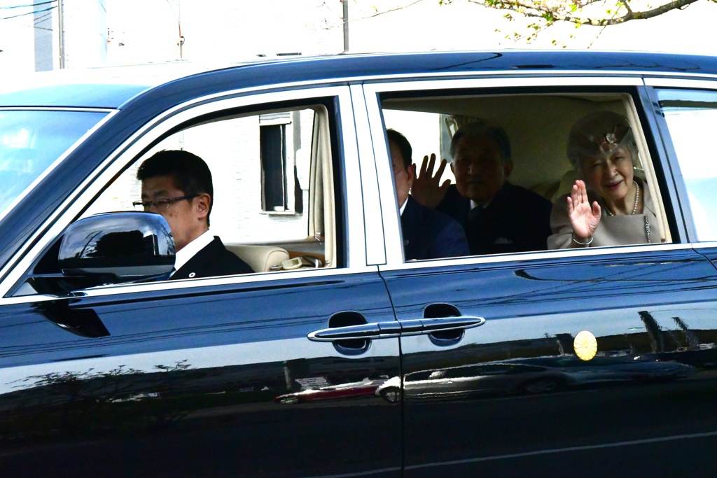 伊勢神宮　天皇陛下の退位の報告　天皇陛下　皇后両陛下