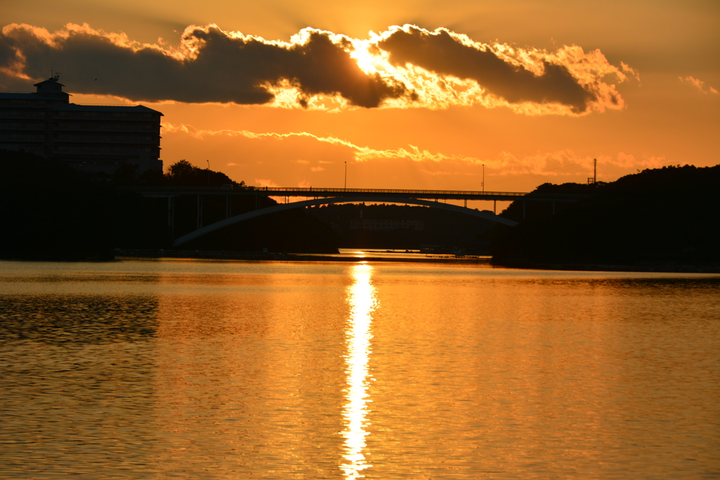 賢島大橋の夕日