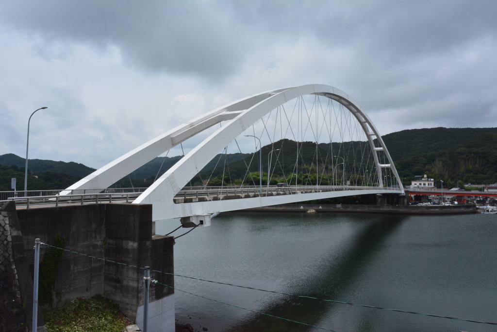 麻生の浦大橋の風景
