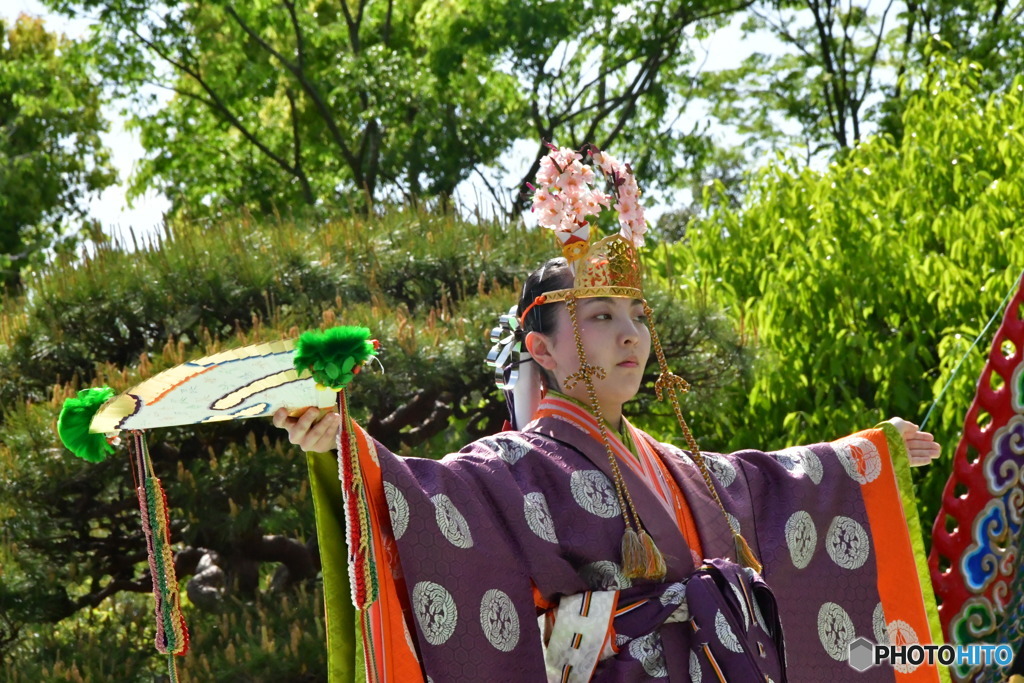 御即位奉祝　神宮舞楽　萬代舞