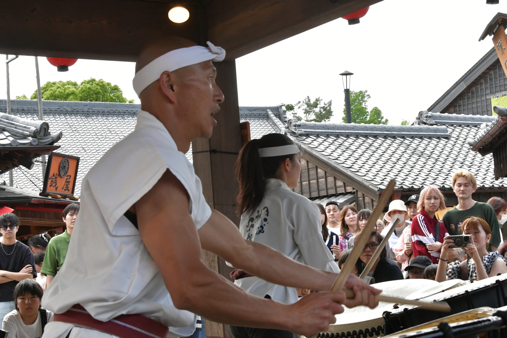 おかげ横丁　神恩太鼓
