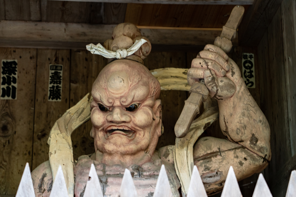 右の「仁王様」