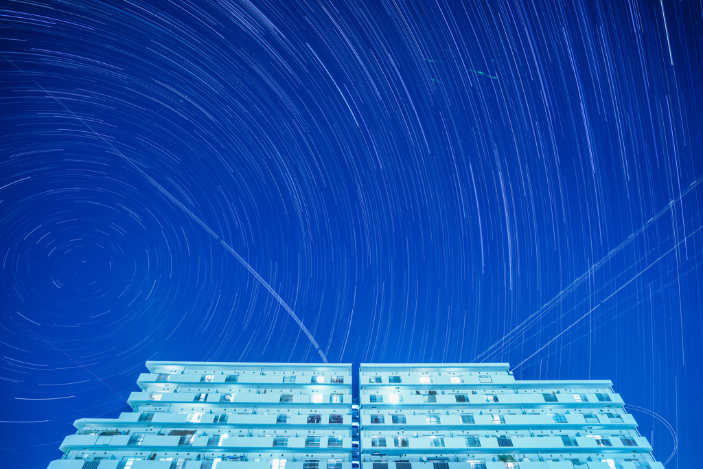 白いマンション