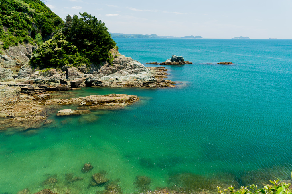 青い海