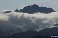 雲湧く劔岳