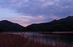 渡良瀬湖ダムの夕暮れ