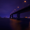 夜の美しい橋