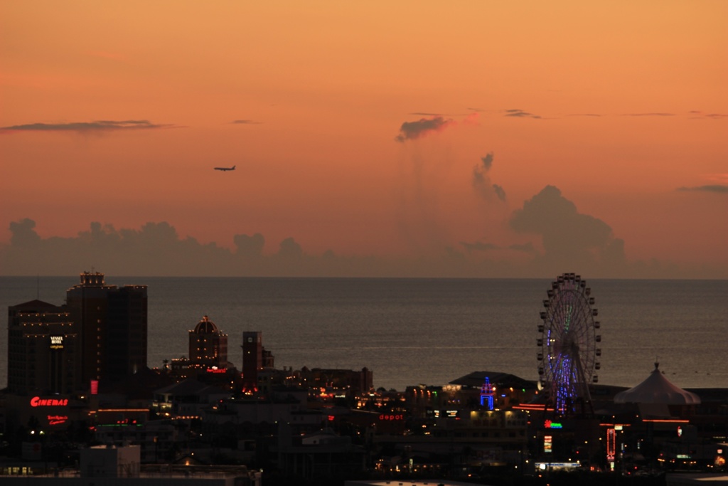 アメリカンヴィレッジ夜景
