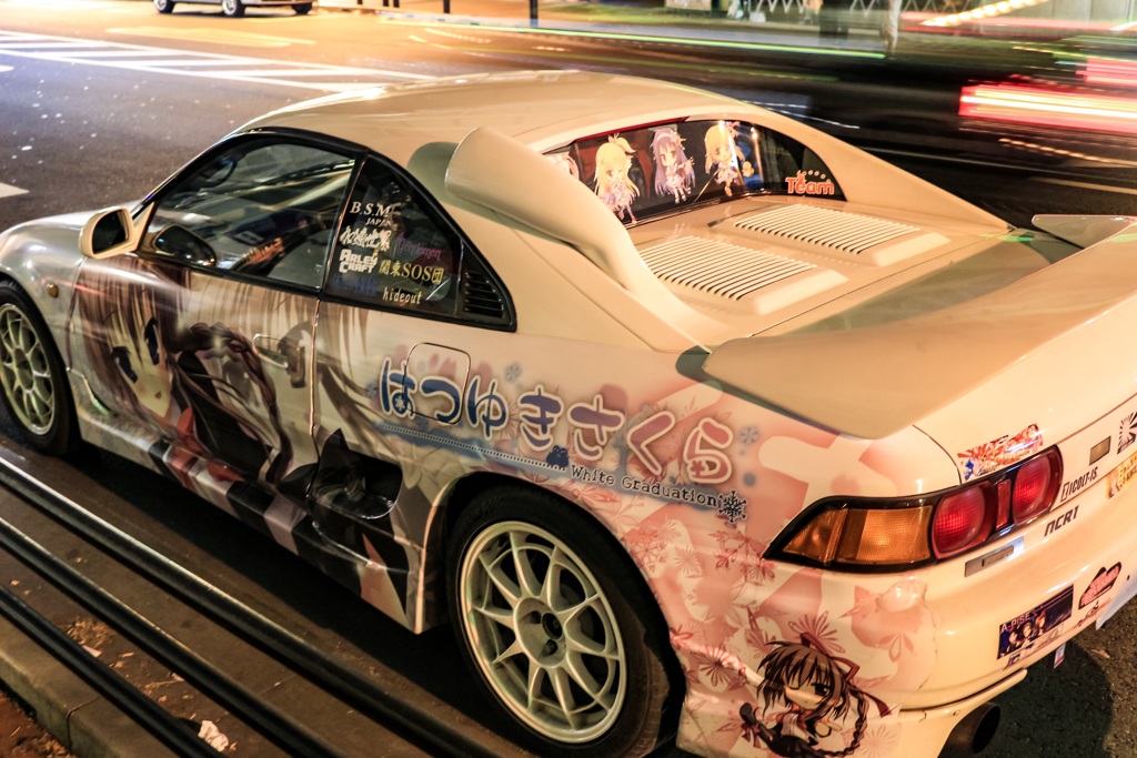 秋葉原のスポーツカー