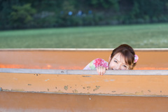 隠れて。。