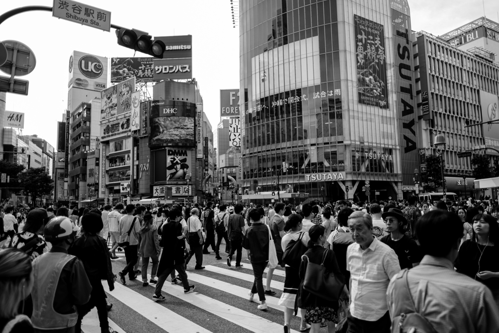 渋谷 スクランブル交差点