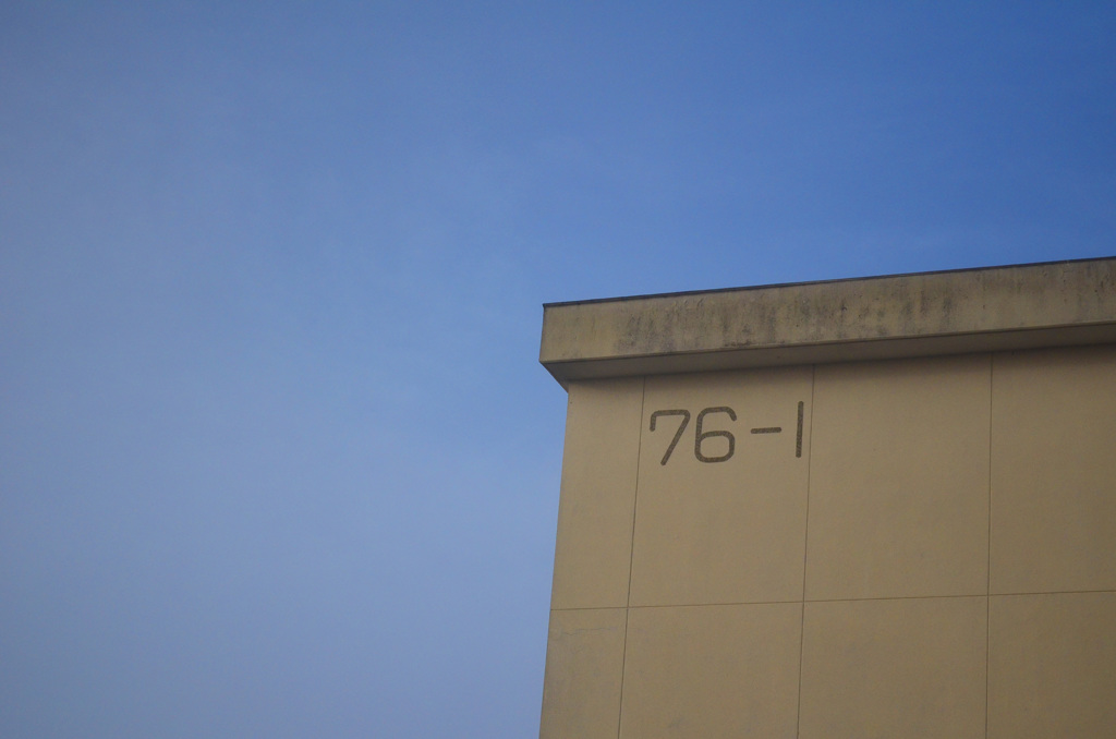 ７６－１