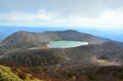 山の上に沼があるコトが不思議でならない・・・