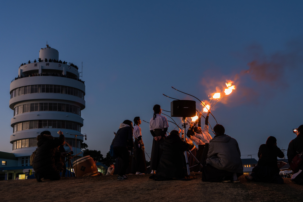 本州最南端の火祭り 潮岬望楼の芝焼き