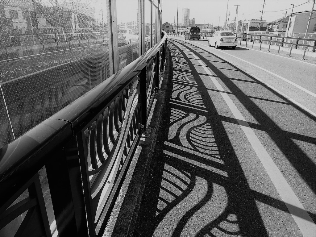 橋の欄干（らんかん）