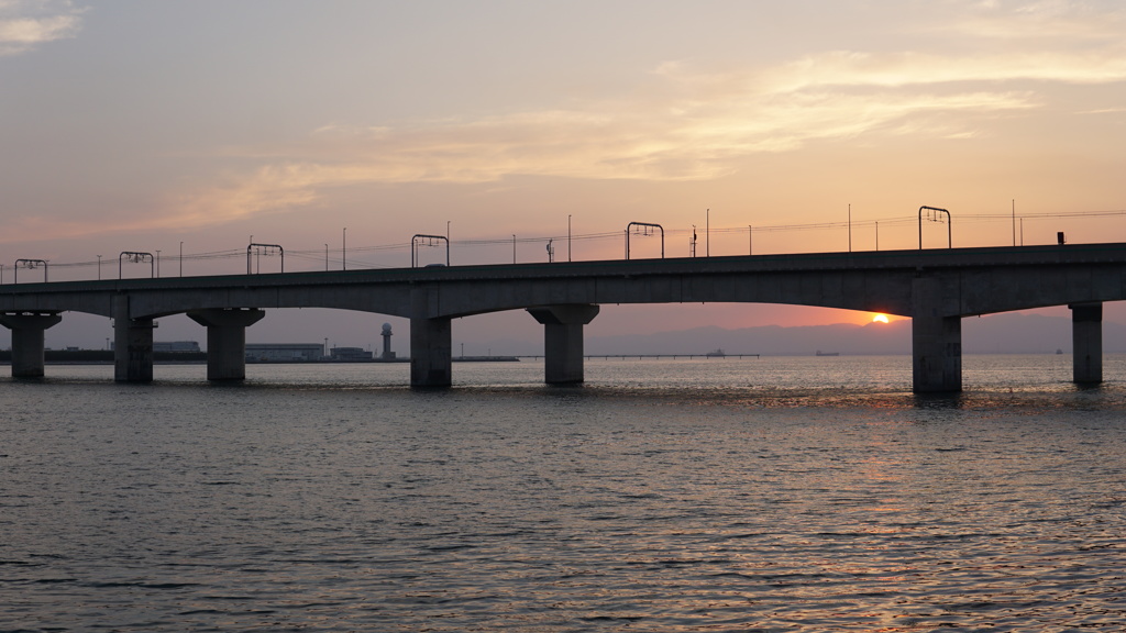 日が沈むセントレアライン