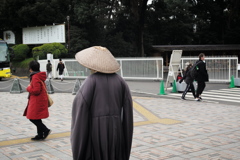 Tokyo Snap04　托鉢僧