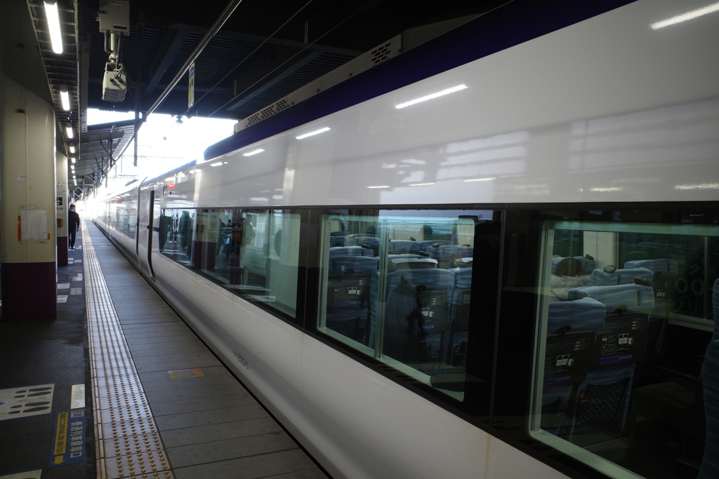 7時ちょうどのあずさ１号