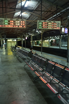 夜の台南駅