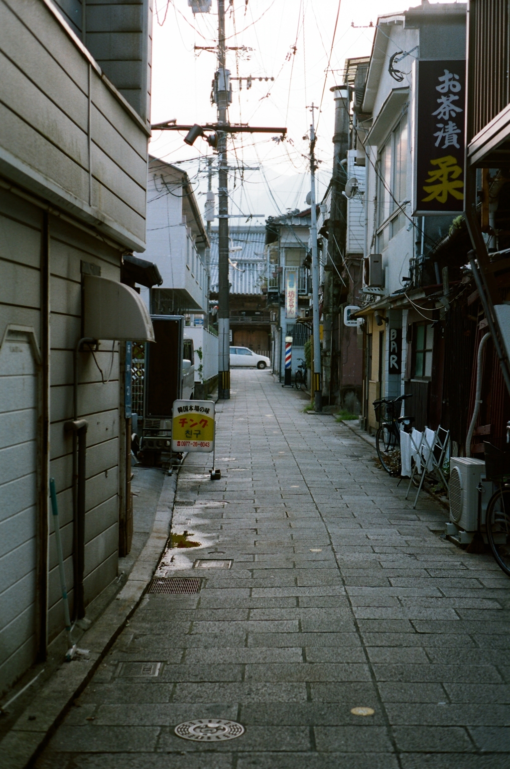 路地裏
