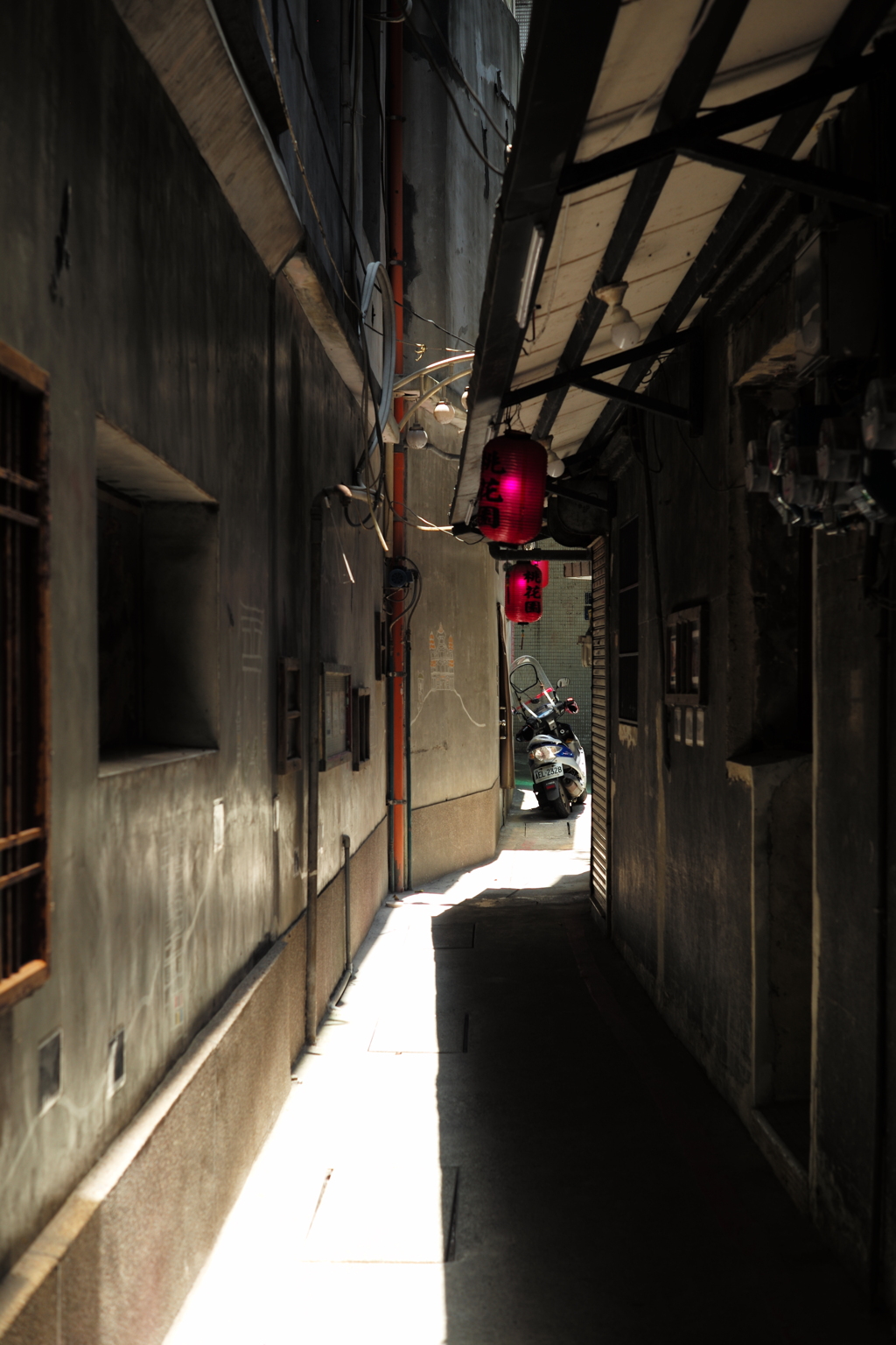 基隆路地裏05