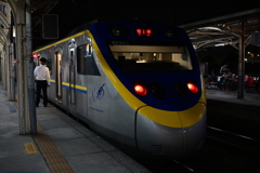 夜の台南駅
