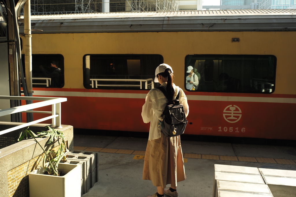 朝の台南駅