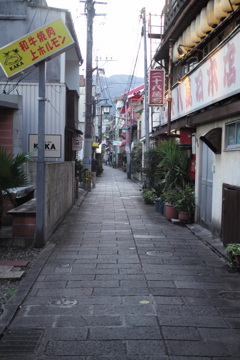 別府路地裏03