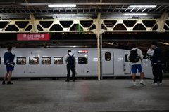 夜の台南駅