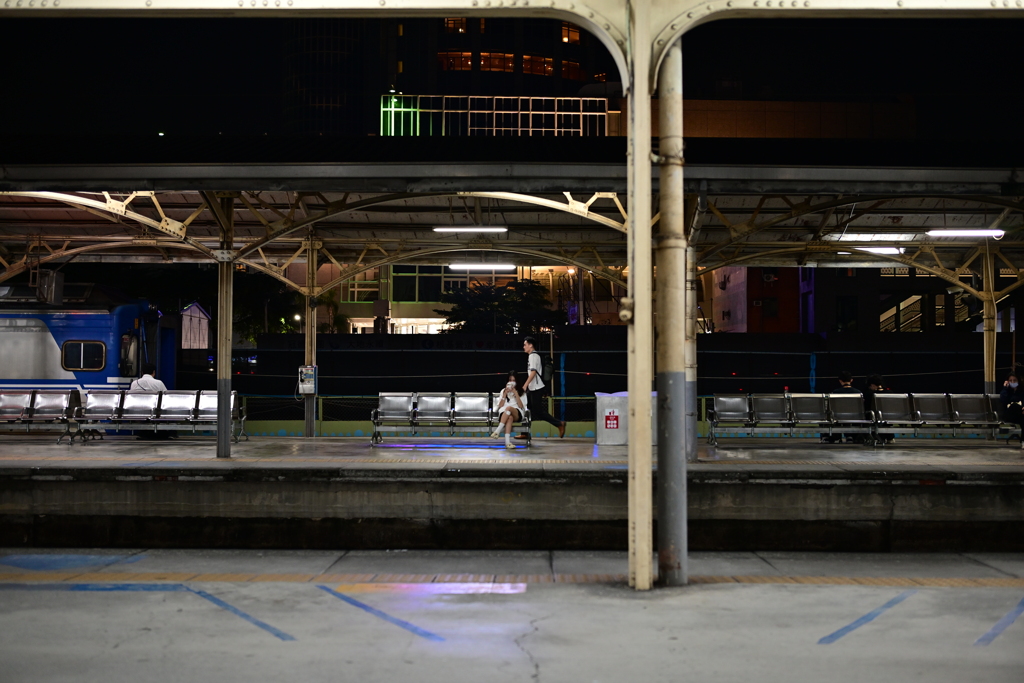 夜の台南駅