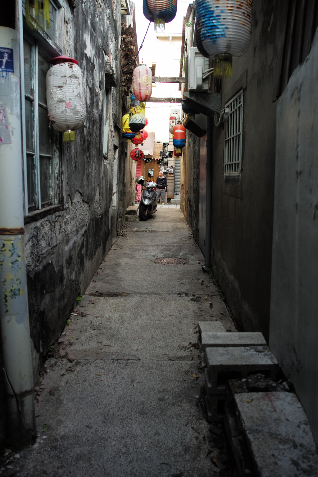 台湾　台南　路地裏（320）